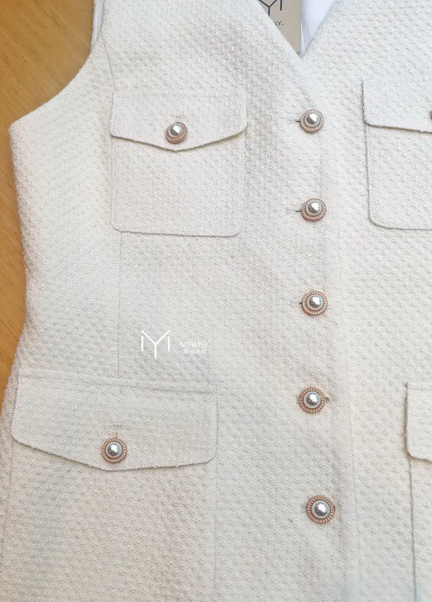 白色羊毛无领四口袋女款中长马甲