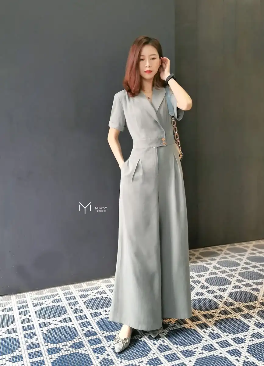 苔绿色西装领翻边短袖女式连体裤