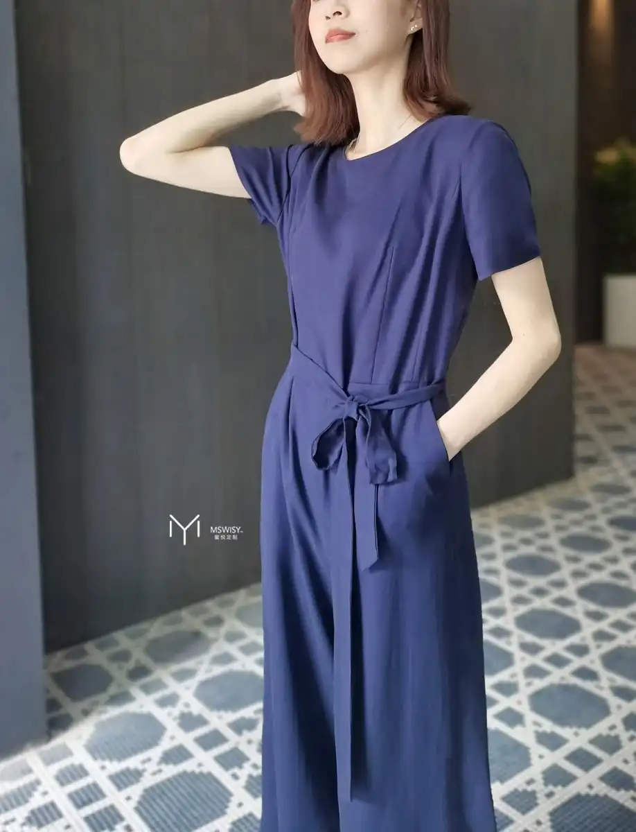 藏蓝色圆领肩扣短袖女士连体裤