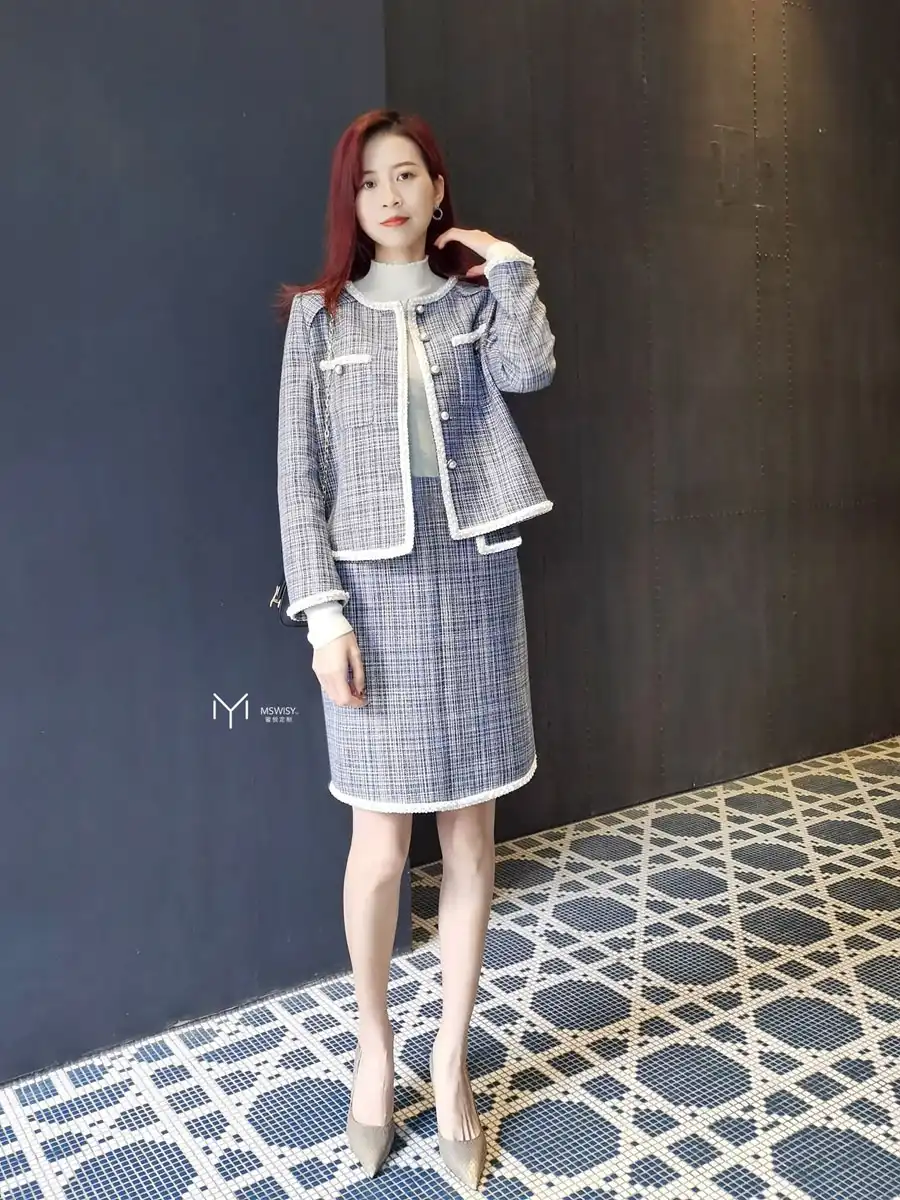 小香风短圆领上衣