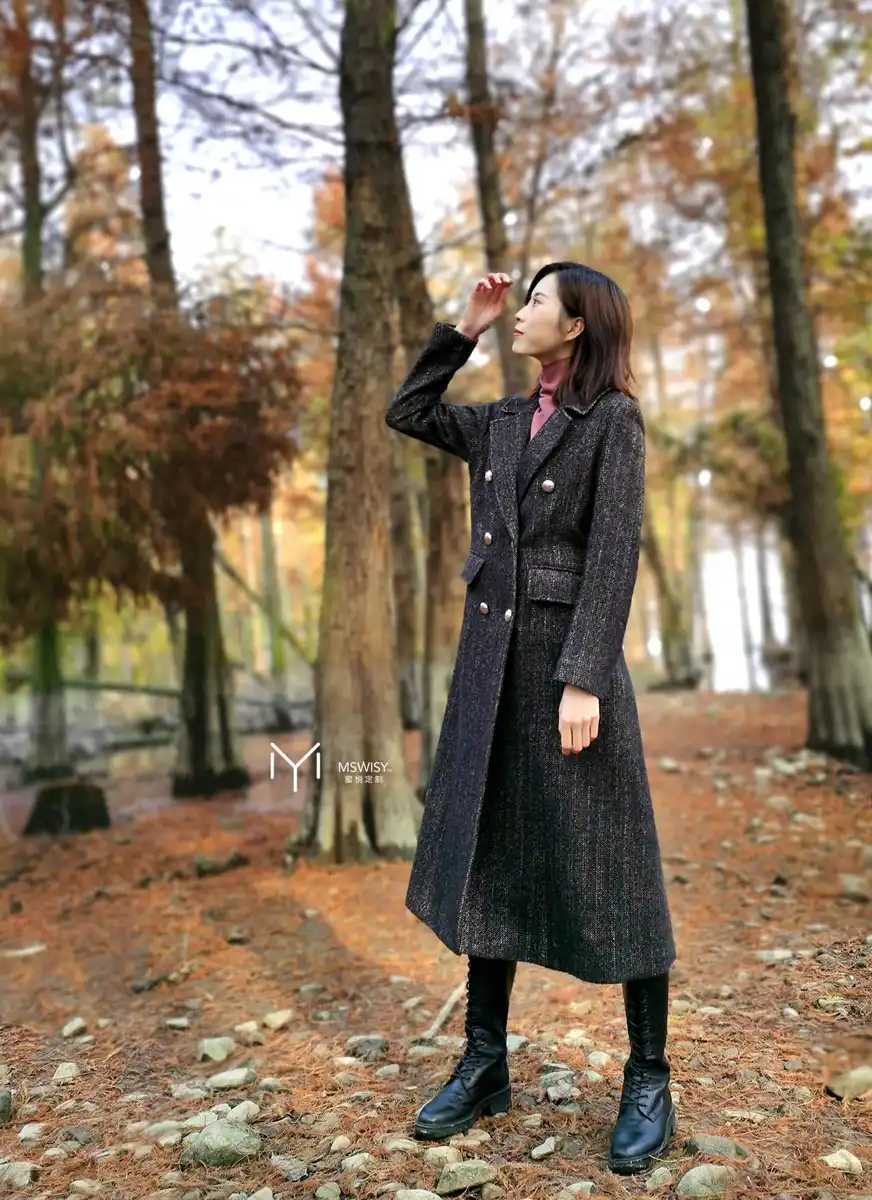 羊毛呢翻领H型长大衣