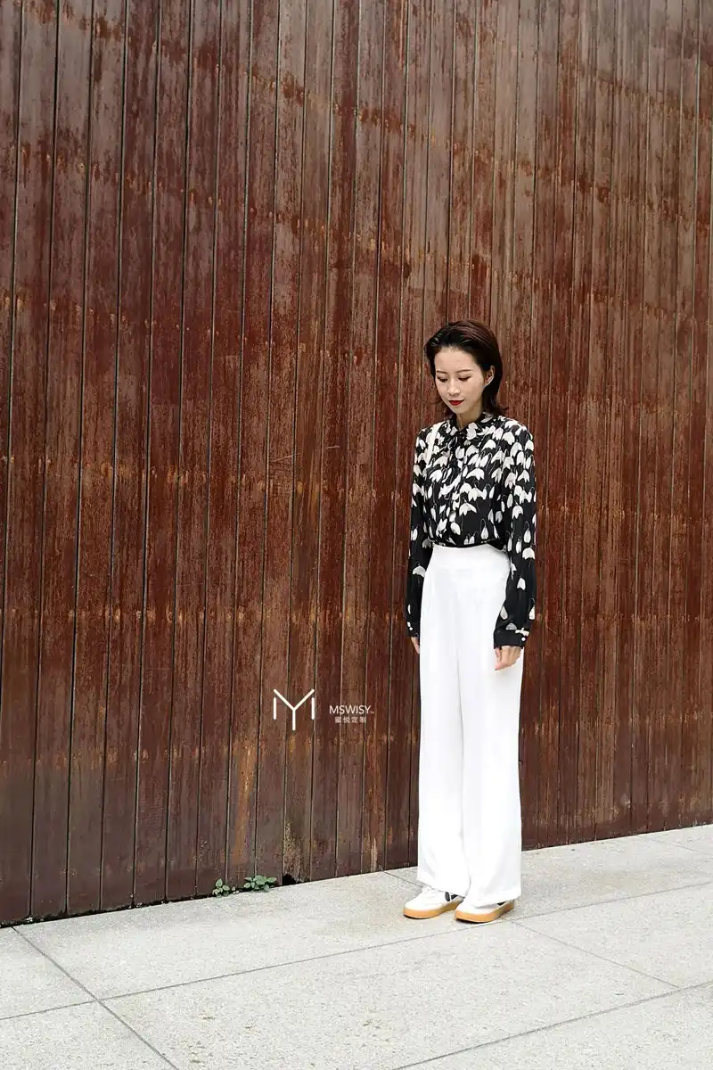 飘带玉兰花真丝衬衣