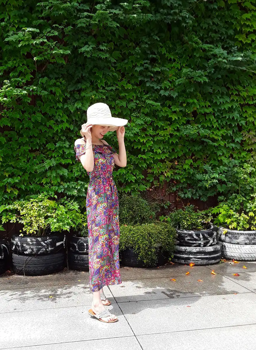 碎花真丝吊带一字肩收腰连衣裙