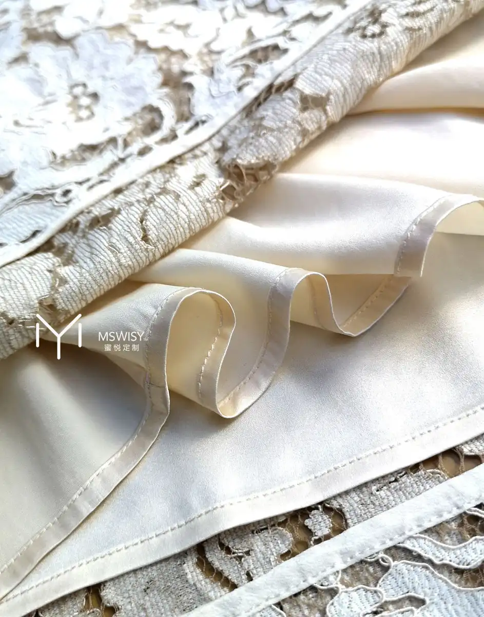 蕾丝拼真丝小立领真丝内里连衣裙