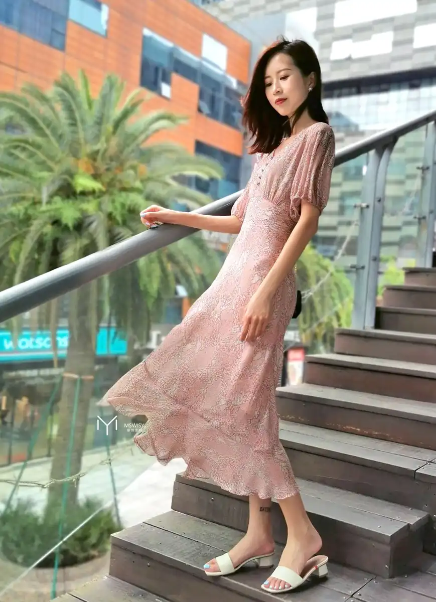 复古灯笼袖高腰连衣鱼尾裙